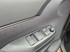 image du véhicule TOYOTA Yaris Cross 1.5 VVT-i HSD Premium AWD-i - inkl. Winterräder und abnehmbare AHK (1350kg Zuglast)