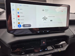 https://vehicle.imgix.net/4435833/7b329829-e3ed-45a8-847d-f3eae8f1d253.jpg