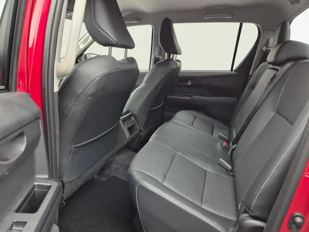 Toyota Hilux Double Cab.-Pick-up 2.8 D-4D MHEV 204 Invincible
