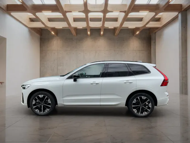 Volvo XC60 2.0 B5 MH Plus Dark AWD