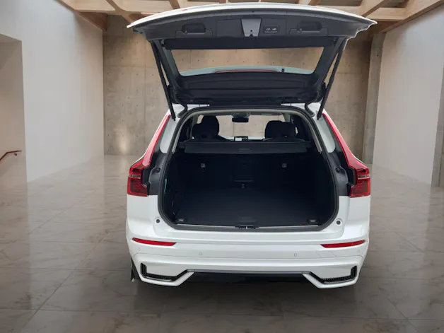 Volvo XC60 2.0 B5 MH Plus Dark AWD