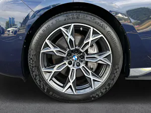 BMW i7 xDrive60 (CH) AHK * TansanitBlau Mét * SOH TEST 96%