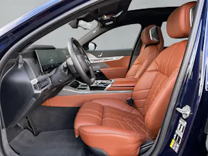BMW i7 xDrive60 (CH) AHK * TansanitBlau Mét * SOH TEST 96%