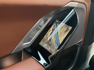 BMW i7 xDrive60 (CH) AHK * TansanitBlau Mét * SOH TEST 96%