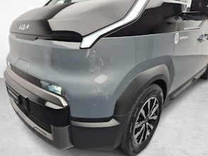 https://vehicle.imgix.net/4435906/e5df2ff6-de6b-4365-a8c4-c60e39fdfdb5.jpg