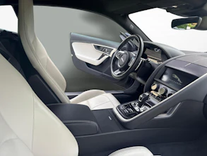 https://vehicle.imgix.net/4435908/6aea1548-59b6-474d-b766-1437ac5770ae.jpg