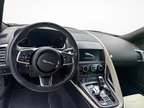 Fahrzeugbild JAGUAR F-Type Coupé 2.0 R-Dynamic