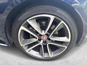 https://vehicle.imgix.net/4435908/9c3ae000-710a-4b0d-8f40-a863d147c3da.jpg
