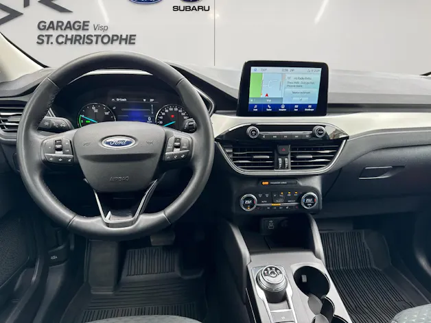 FORD Kuga 2.5 Hybrid Cool & Connect 4x4
