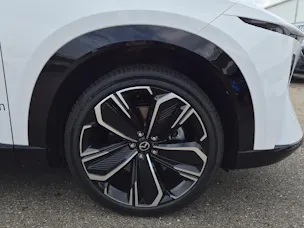 MAZDA CX-6e Takumi Plus