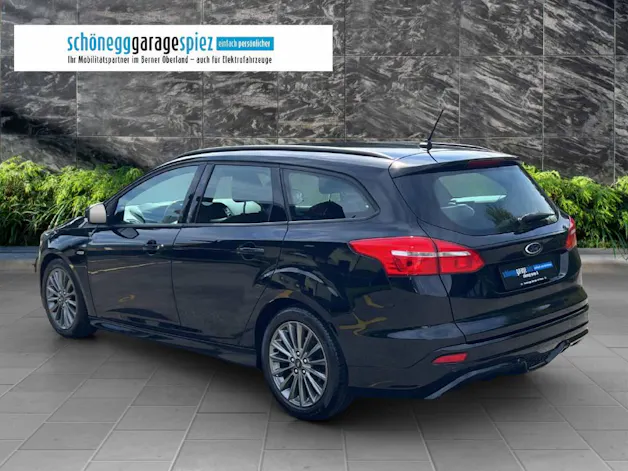Ford Focus Station Wagon 1.0i EcoB 125 ST-Line