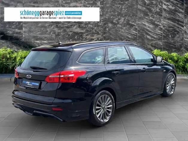 Ford Focus Station Wagon 1.0i EcoB 125 ST-Line