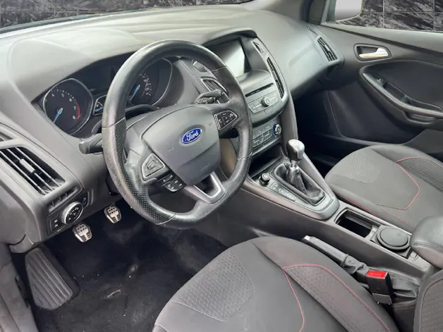 Ford Focus Station Wagon 1.0i EcoB 125 ST-Line