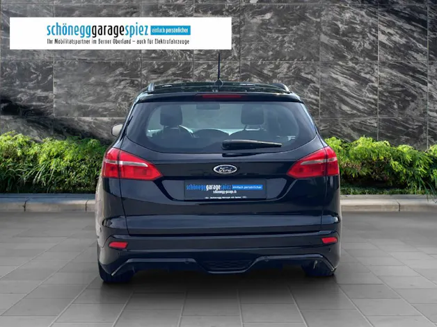 Ford Focus Station Wagon 1.0i EcoB 125 ST-Line