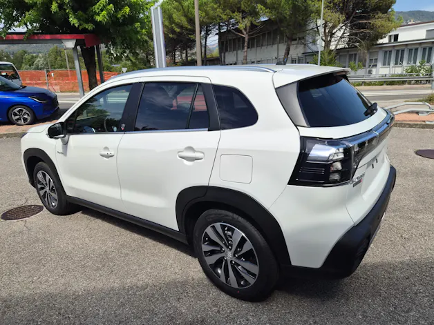 Suzuki S-Cross 1.4 T Piz Sulai Top Hybrid 4x4