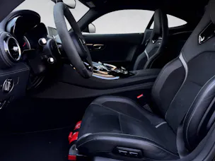 MERCEDES-BENZ AMG GT R Coupé