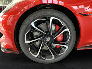 MG Cyberster 77 kWh 4WD