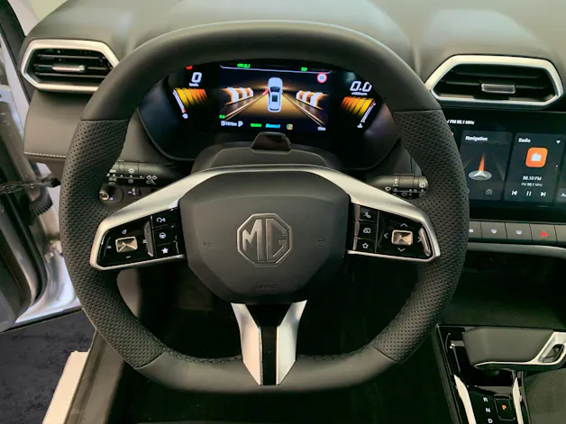 MG ZS 1.5 Hybrid+ Luxury