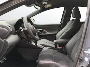 Toyota Yaris 1.5 VVT-i HSD GR Sport