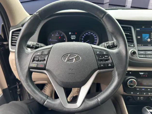 Hyundai TUCSON 2.0 CRDi Vertex 4WD