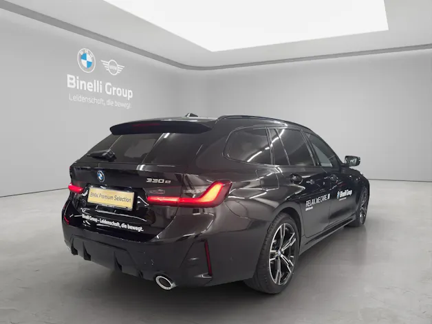 BMW 330e xDrive SAG Touring