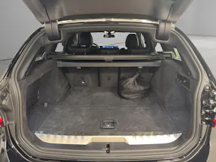 BMW 330e xDrive SAG Touring