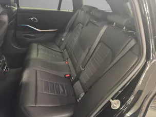BMW 330e xDrive SAG Touring