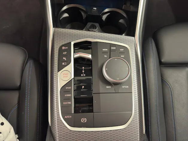 BMW 330e xDrive SAG Touring