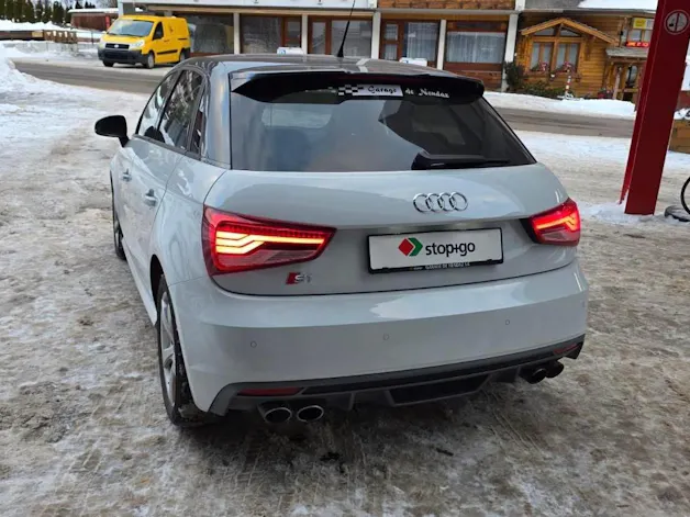 AUDI S1 Sportback 2.0 TFSI quattro