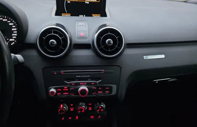 AUDI S1 Sportback 2.0 TFSI quattro