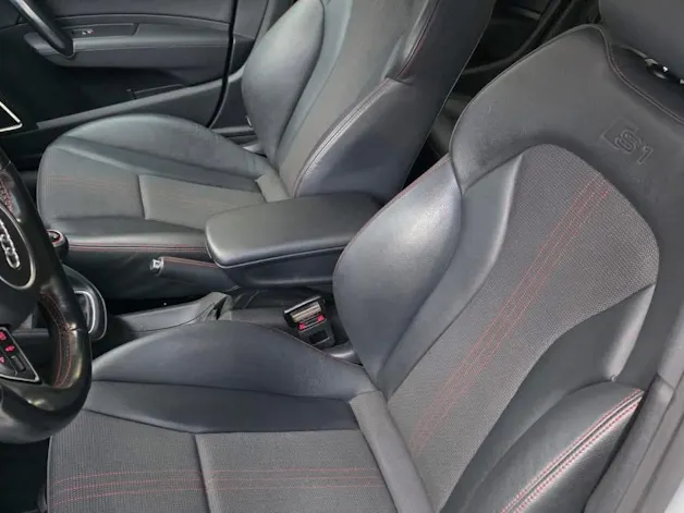 AUDI S1 Sportback 2.0 TFSI quattro