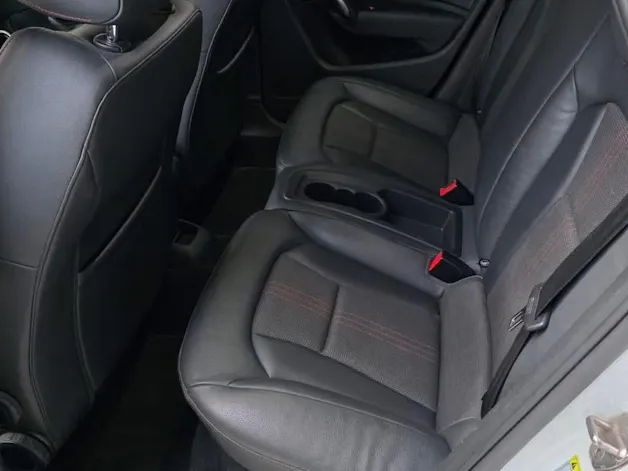 AUDI S1 Sportback 2.0 TFSI quattro
