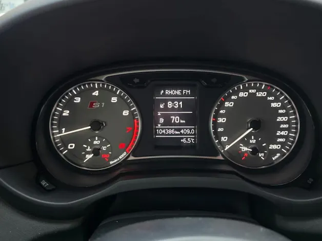 AUDI S1 Sportback 2.0 TFSI quattro