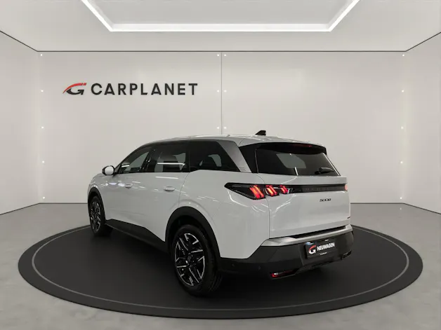 PEUGEOT 5008 1.2 Hybrid Business