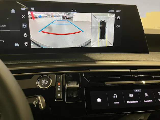 PEUGEOT 5008 1.2 Hybrid Business