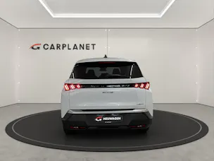 PEUGEOT 5008 1.2 Hybrid Business