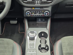 https://vehicle.imgix.net/4436111/211389ad-751a-4344-864c-bfae2acadf88.jpg