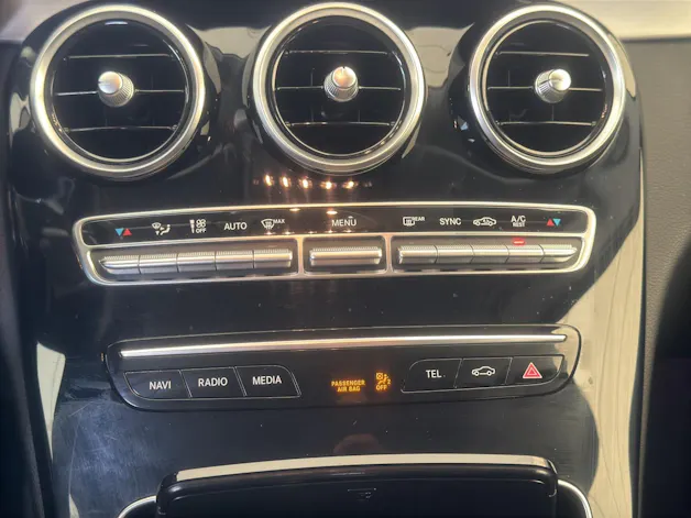 Mercedes-Benz C-Klasse S205 Kombi C 200 AMG Line 4x4 184PS