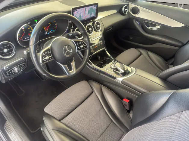 Mercedes-Benz C-Klasse S205 Kombi C 200 AMG Line 4x4 184PS