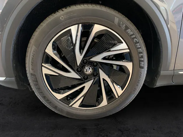 MG S6 EV 77 kWh Luxury 4WD