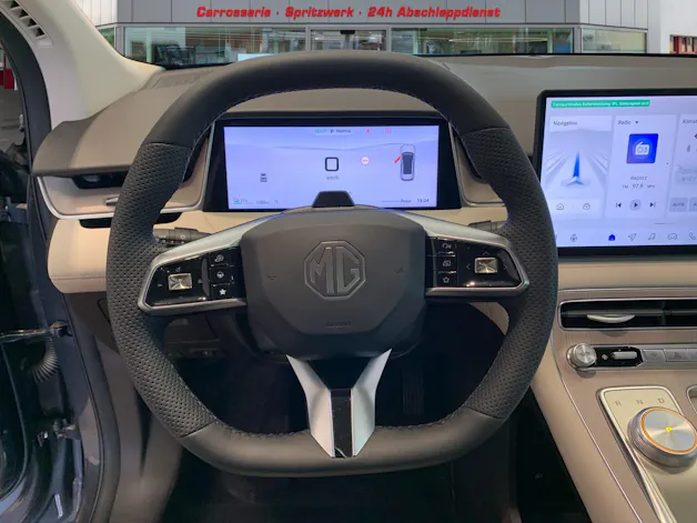 MG S6 EV 77 kWh Luxury 4WD