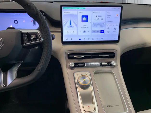 MG S6 EV 77 kWh Luxury 4WD