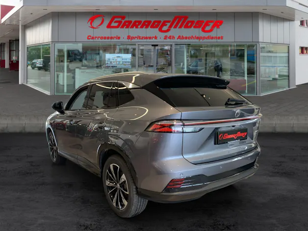 MG HS 1.5 Hybrid Luxury