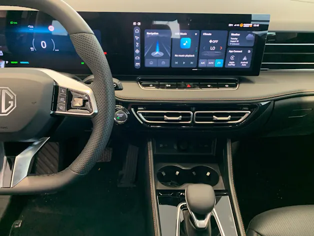 MG HS 1.5 Hybrid Luxury
