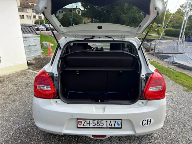 Suzuki Swift 1.2 Piz Sulai Top Hybrid