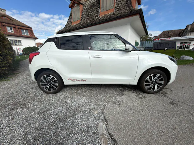 Suzuki Swift 1.2 Piz Sulai Top Hybrid
