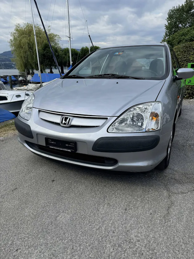 Honda Civic 5D 1.6 ES AT 001