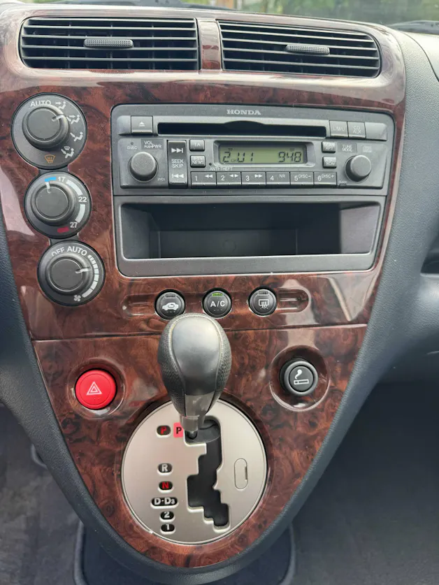 Honda Civic 5D 1.6 ES AT 001