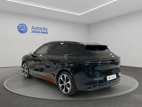 https://vehicle.imgix.net/4436147/870f7105-891c-4c4a-913a-a1c10f018db7.jpg