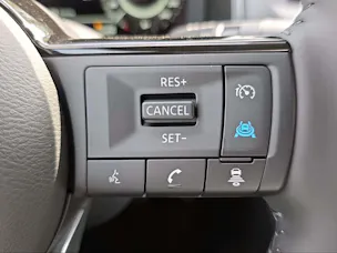 NISSAN Qashqai 1.5 VC-T N-Connecta